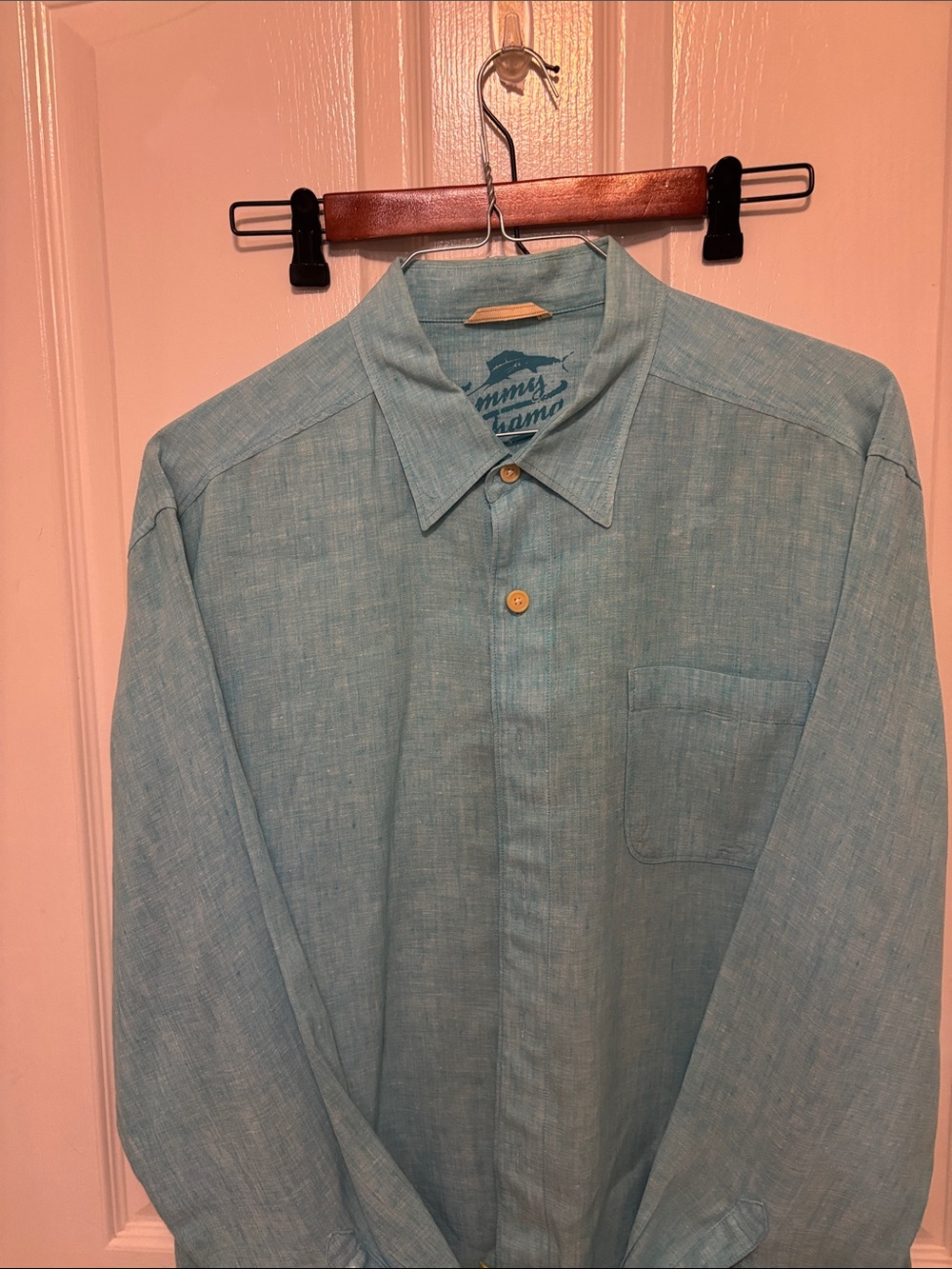 Tommy Bahama sz XL turquoise Blue Linen Button-Up Shirt just pressed